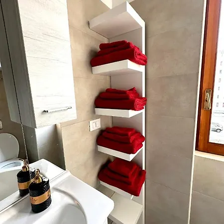 Marghespace Zona Stazione Con Letto Matrimoniale E Bagno Casa vacanze Milano